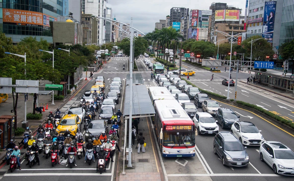 移居前查看通勤路線與交通安全風險